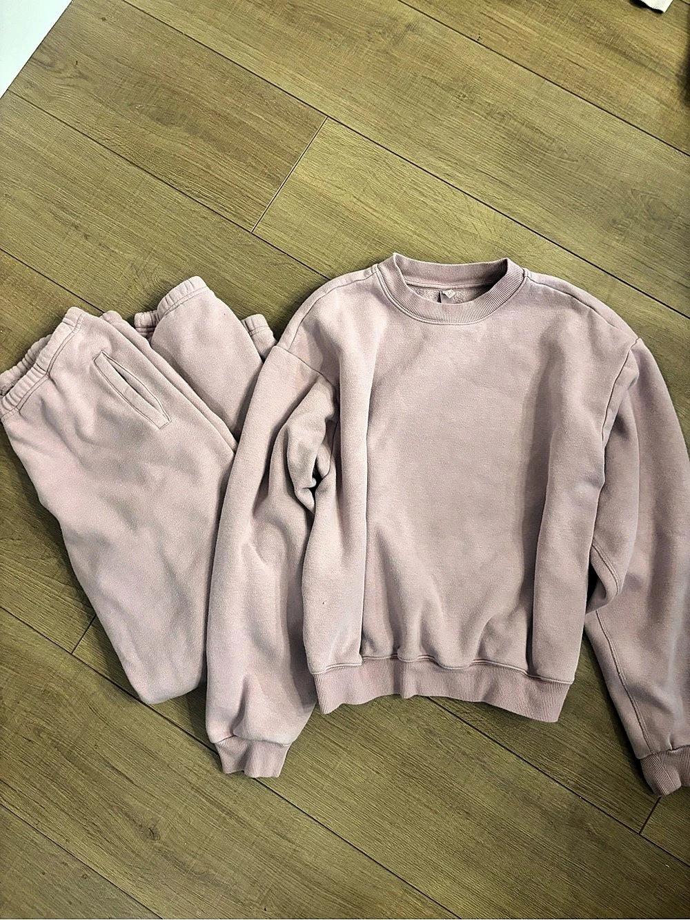 Skims dusty rose sweat set